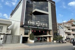 DD SUITES