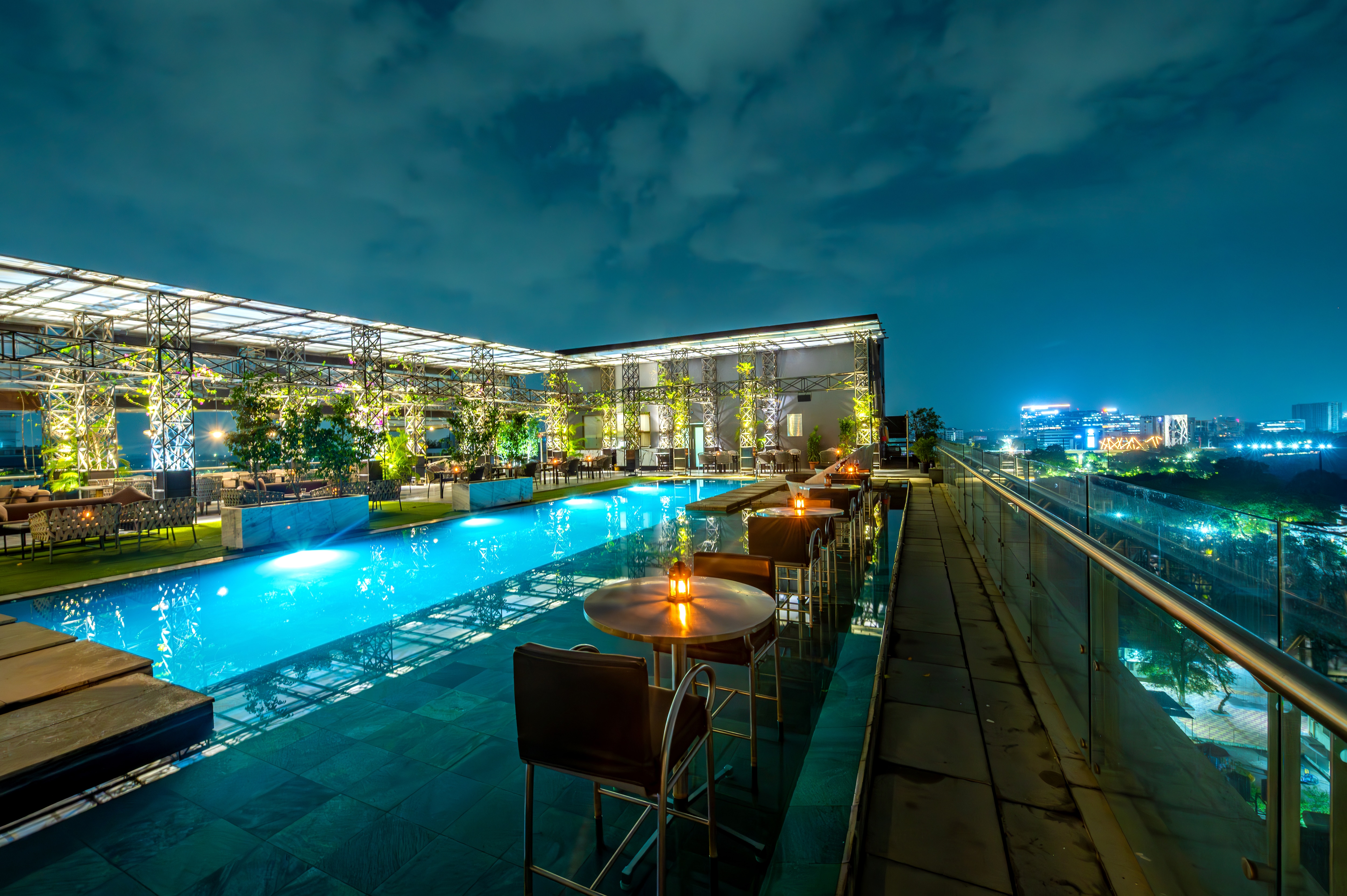 O Hotel Pune - Tap to explore photos