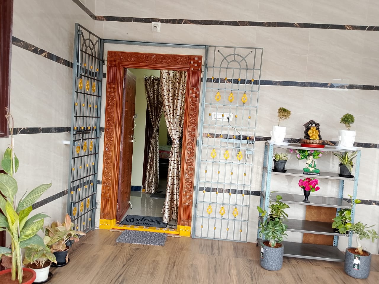 Rumo homestay - Tap to explore photos