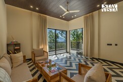 StayVista at Quatro@Himalayan Den