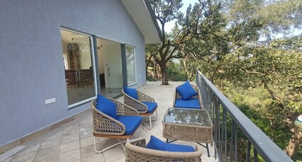 MPT Nilamber Skyline, Pachmarhi Room Type - AC Deluxe Cottage (First Floor) with Balcony