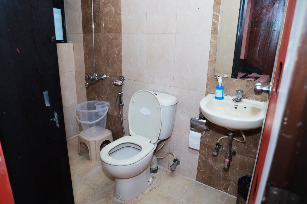 Hotel Aundh Retreat - Tap to explore photos