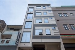 Hotel Silver Palace, Kanpur