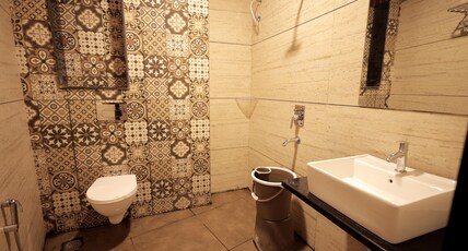 Hotel Apsara Room Type - Triple bed