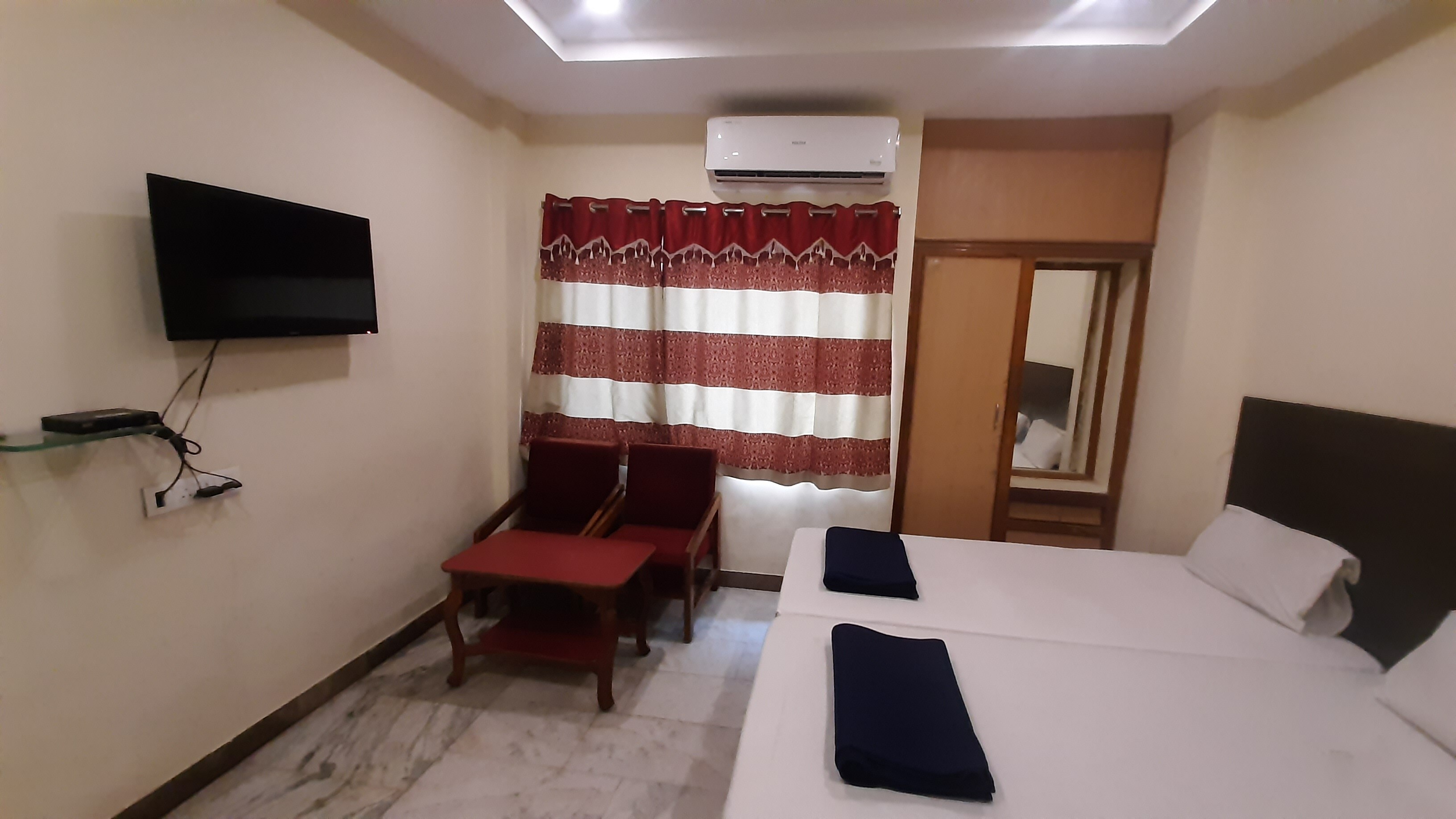 AG Homestay | Rooms & Caretaker - Tap to explore photos