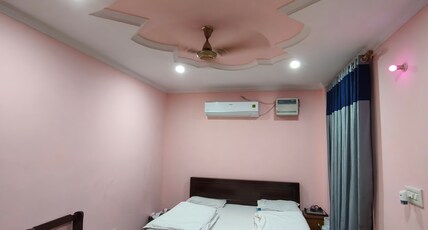 Hotel Gangej Room Type - Super Deluxe AC Room