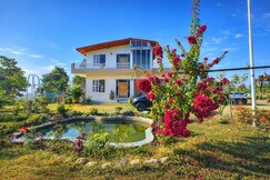 Tulip  Villa with 4 bedrooms and 3 living rooms