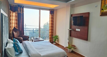 Pause Dwelling Palace Room Type - Deluxe Room Valley View