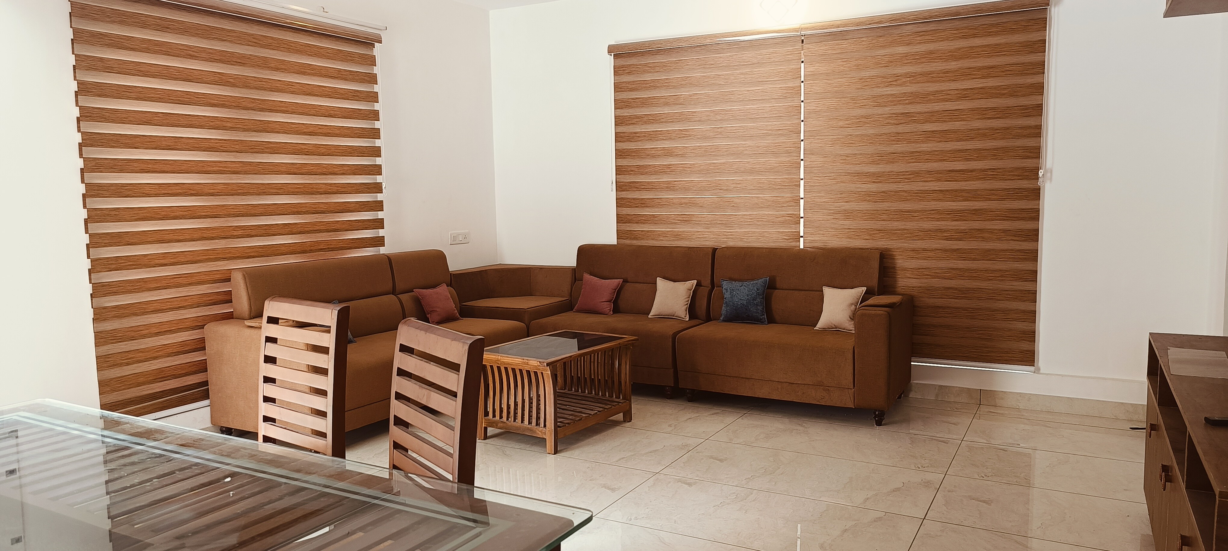 Happifistays - Tap to explore photos