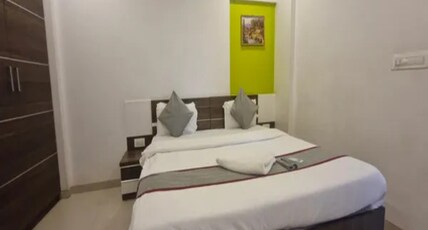 FabHotel The Upper Room Room Type - Deluxe Room