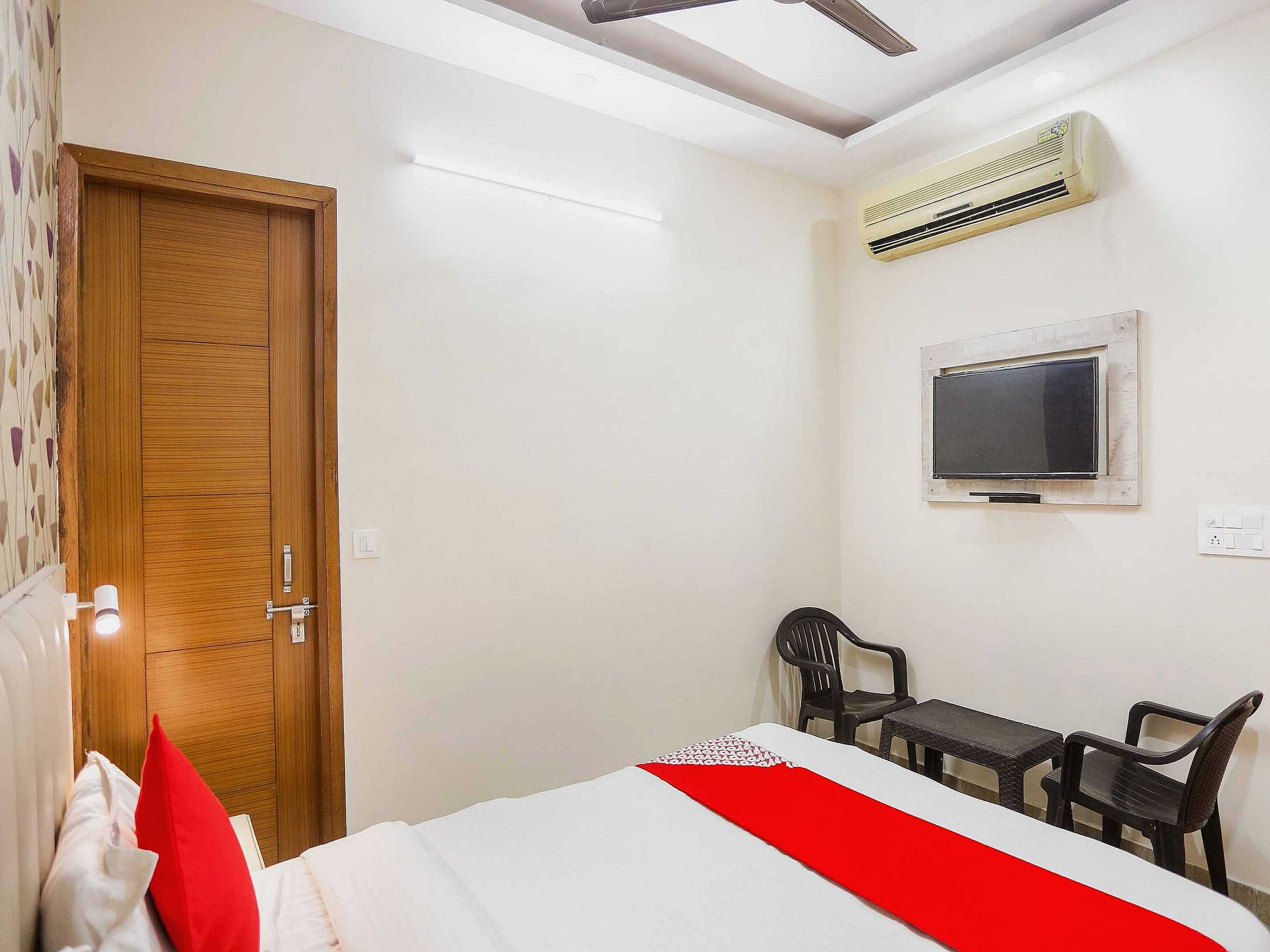 Hotel O Paradise - Tap to explore photos