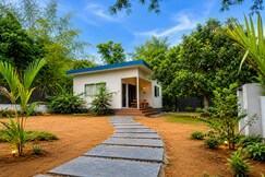 Bougainvillea HillView Retreat SUITE ROOM 