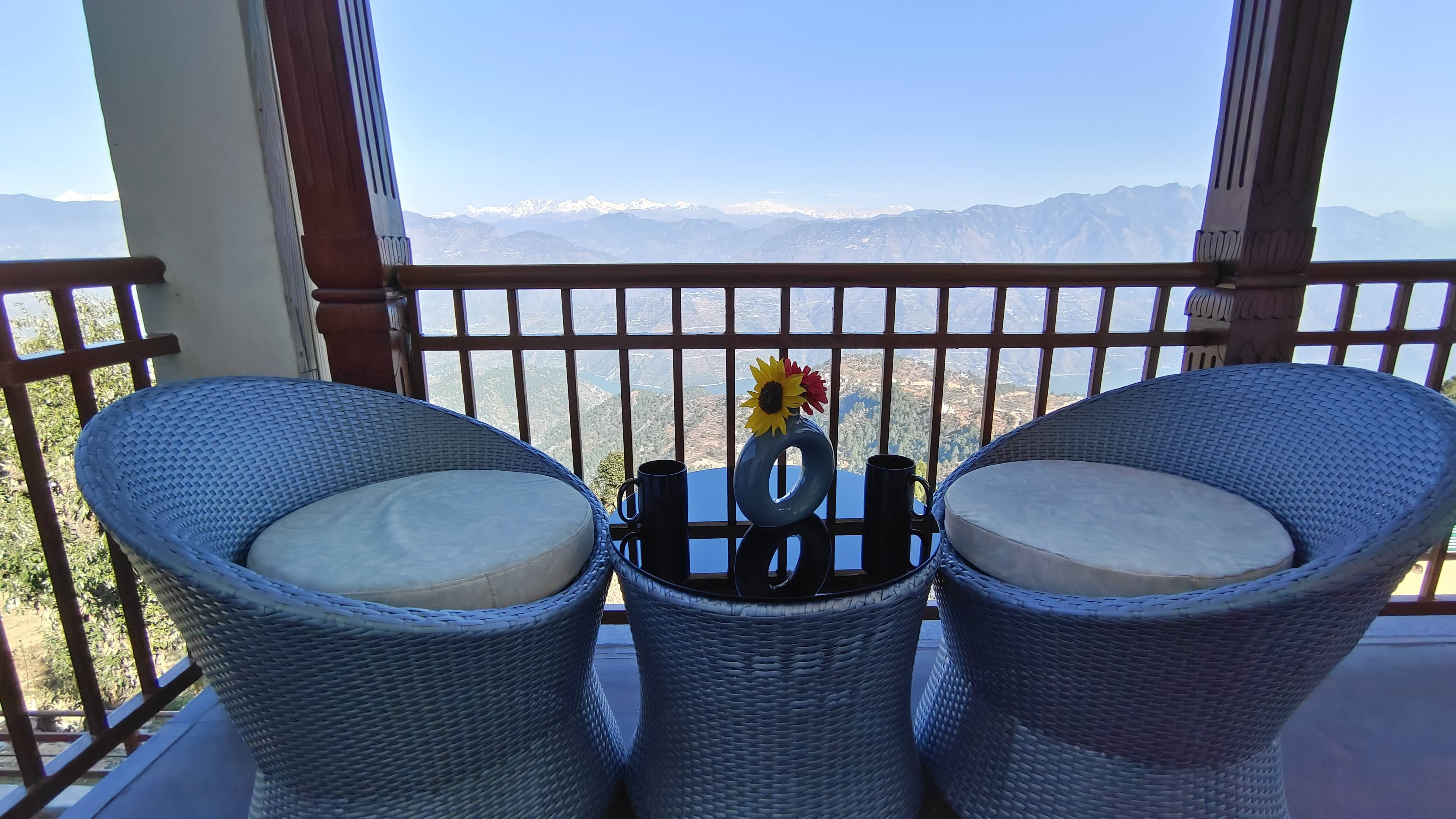 The Rudraksh A Himalayan Retreat - Tap to explore photos