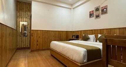 Four Seasons Resort Room Type - Deluxe Rooms