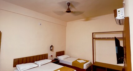 The Fero Hotel Room Type - Deluxe Triple Room