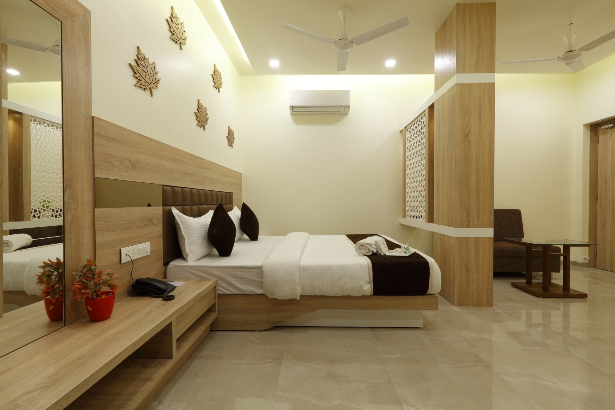 Hotel Alka Inn - Tap to explore photos