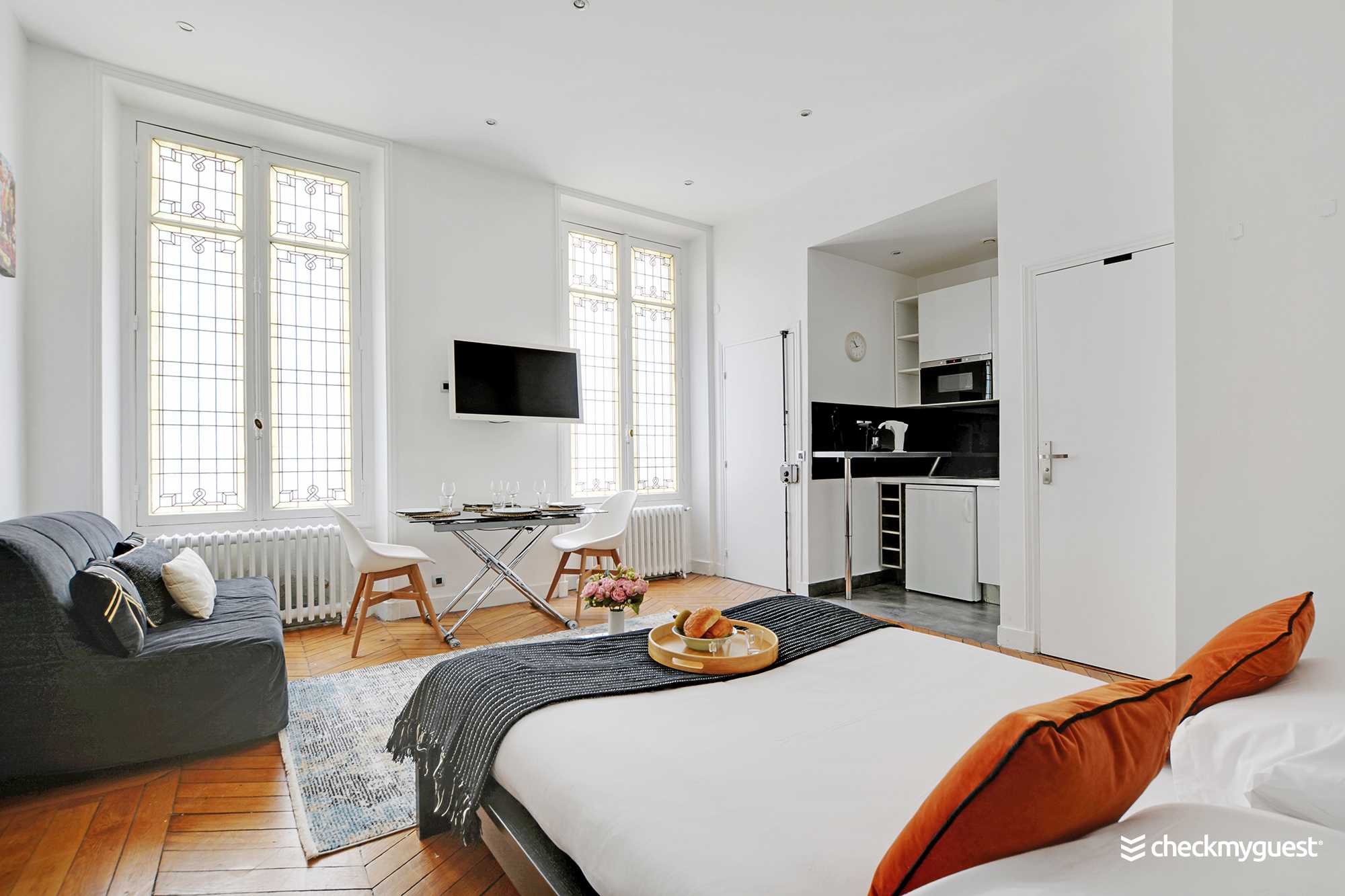 Charming studio - 3P - Le Marais - Tap to explore photos