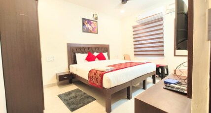 MGPARK Room Type - DELUXE DOUBLE ROOM