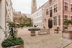 Address of Elegant Duplex for 12 in Capital Street