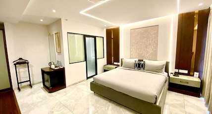 The Manohar Room Type - Executive Room (King or Twin Bed)- - Newly Renovated The Manohar Room Type - Executive Room (King or Twin Bed)- - Newly Renovated