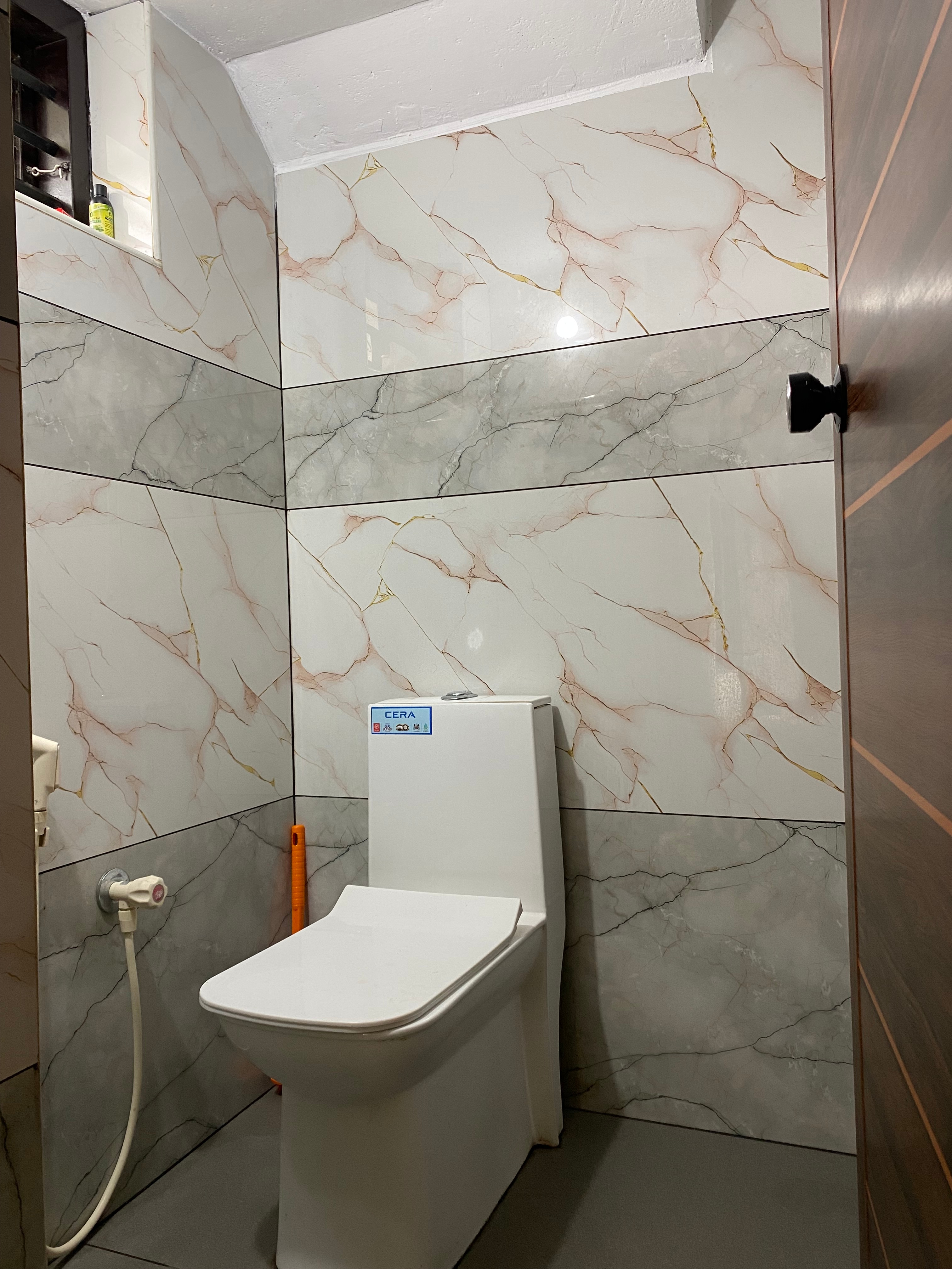 Holiday Inn Residency - Tap to explore photos