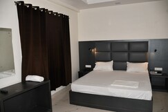 Palace inn