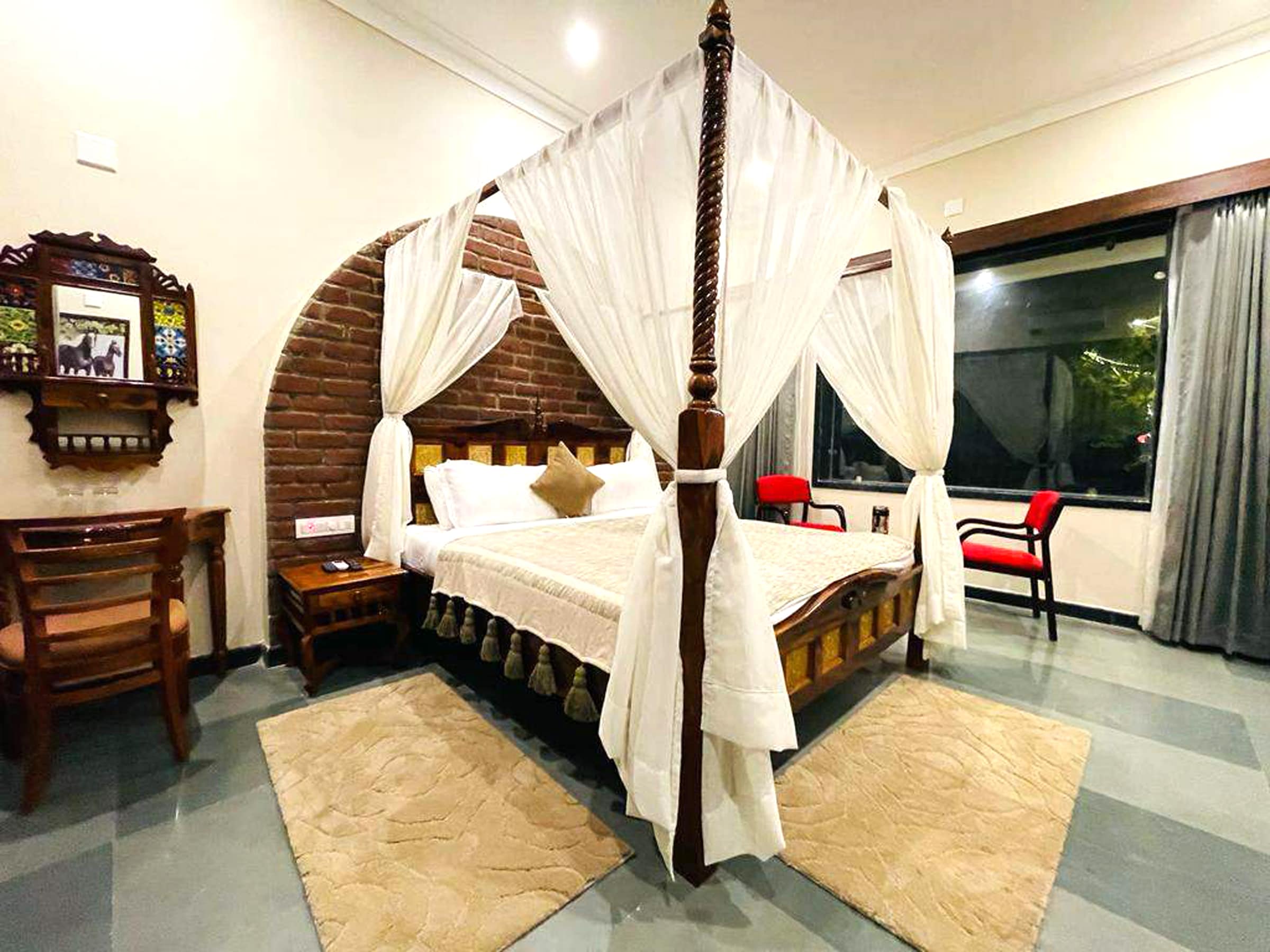 Dev Villa Resort - Tap to explore photos