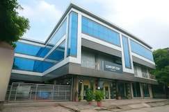 Comfort Stay - Near Lulu Mall