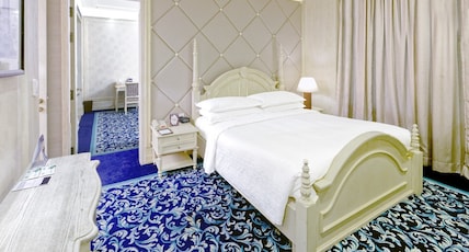Sheraton Grand Palace Indore Room Type - Grand Royal Suite, 1 King, Club Lounge Access, Corner Room, Bathtub Sheraton Grand Palace Indore Room Type - Grand Royal Suite, 1 King, Club Lounge Access, Corner Room, Bathtub