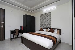 Super Tipsyy Inn 015