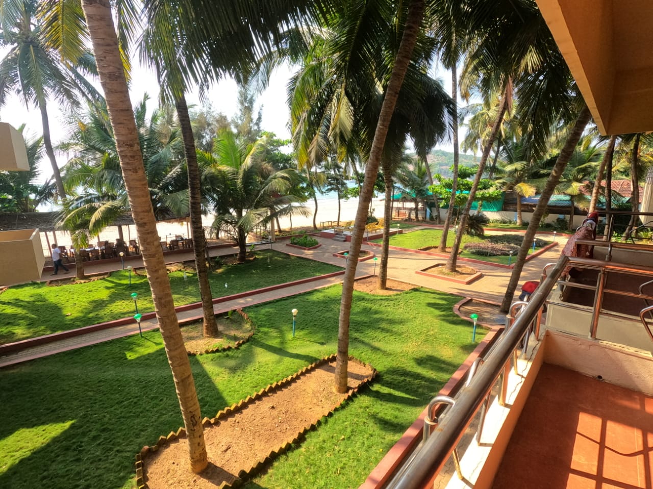 Gokarna International Kudle Beach - Tap to explore photos