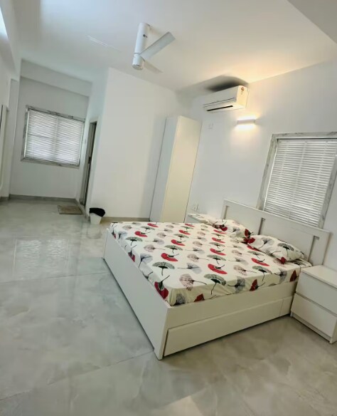White-Villa with Jacuzzi - Tap to explore photos