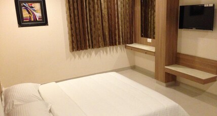 Hotel Akil Residency Room Type - Deluxe with bolcony