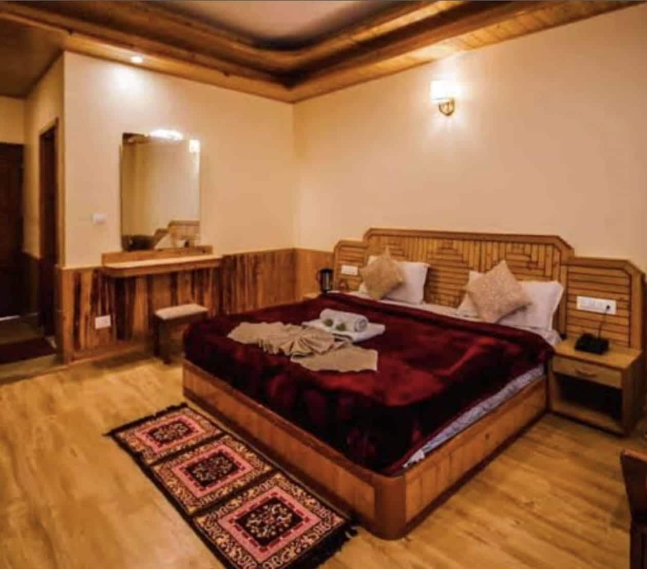 Rudra Cottage Manali - Tap to explore photos