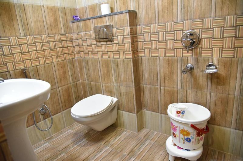 Dessert Palm - Tap to explore photos