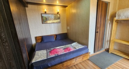 Highlanders cafe and stay Room Type - Semi Deluxe