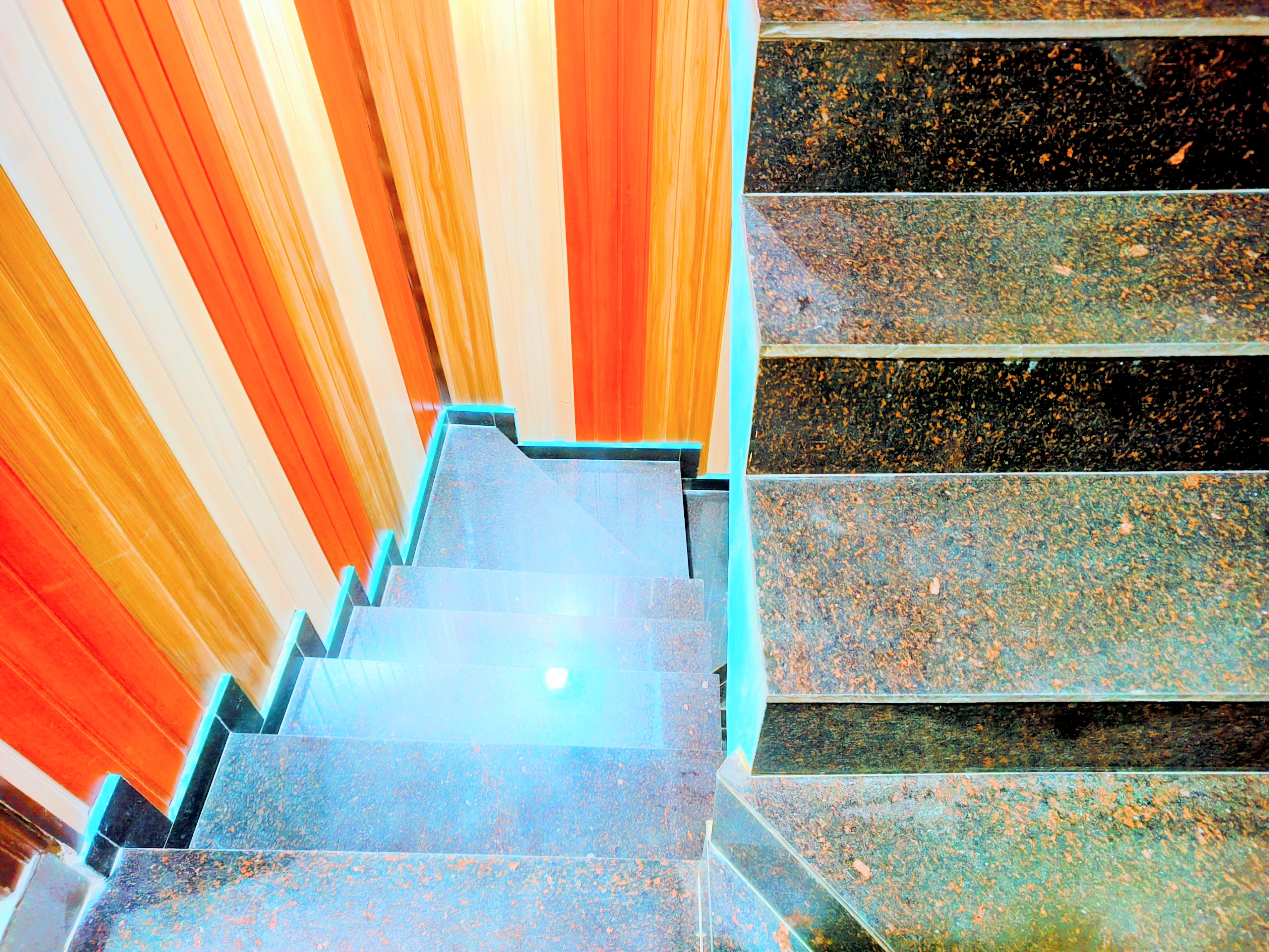 Hotel Dev Homestay- Infornt of BHU - Tap to explore photos