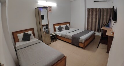 LOKTAK RESIDENCY Room Type - Family room