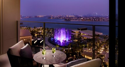 Atlantis The Royal Room Type - Royal Club King Palm View Room
