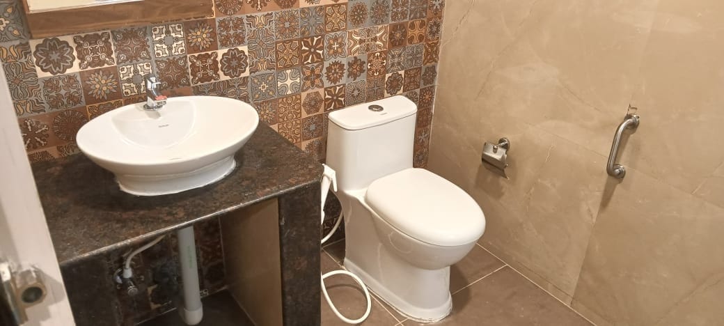 Mani's residency  - Tap to explore photos