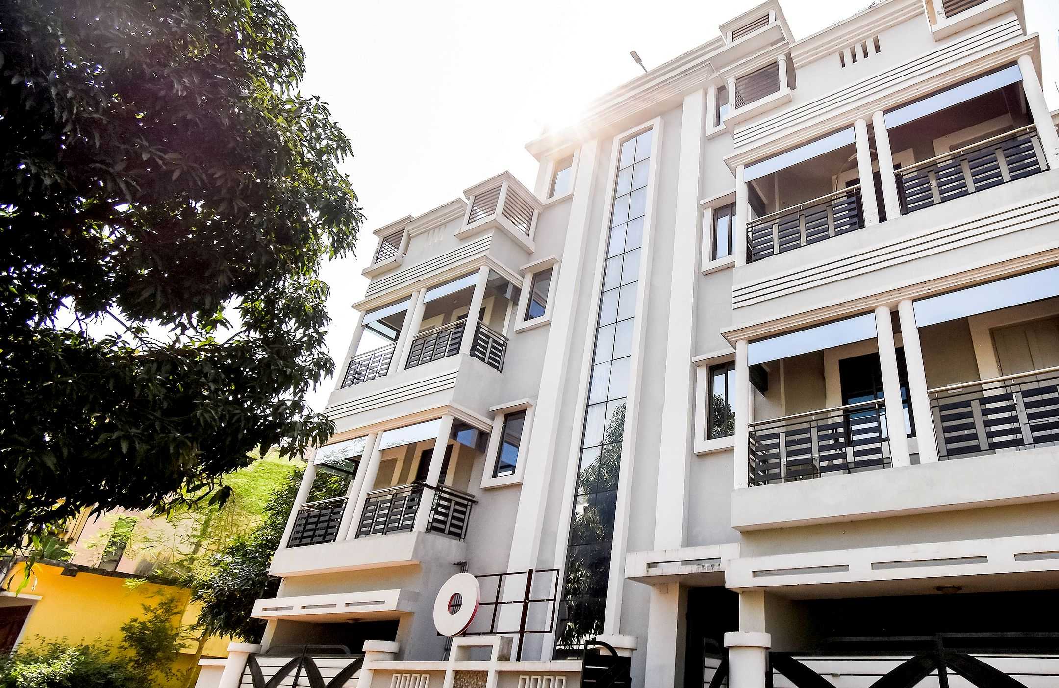 Hotel O Pradhan Palace - Tap to explore photos