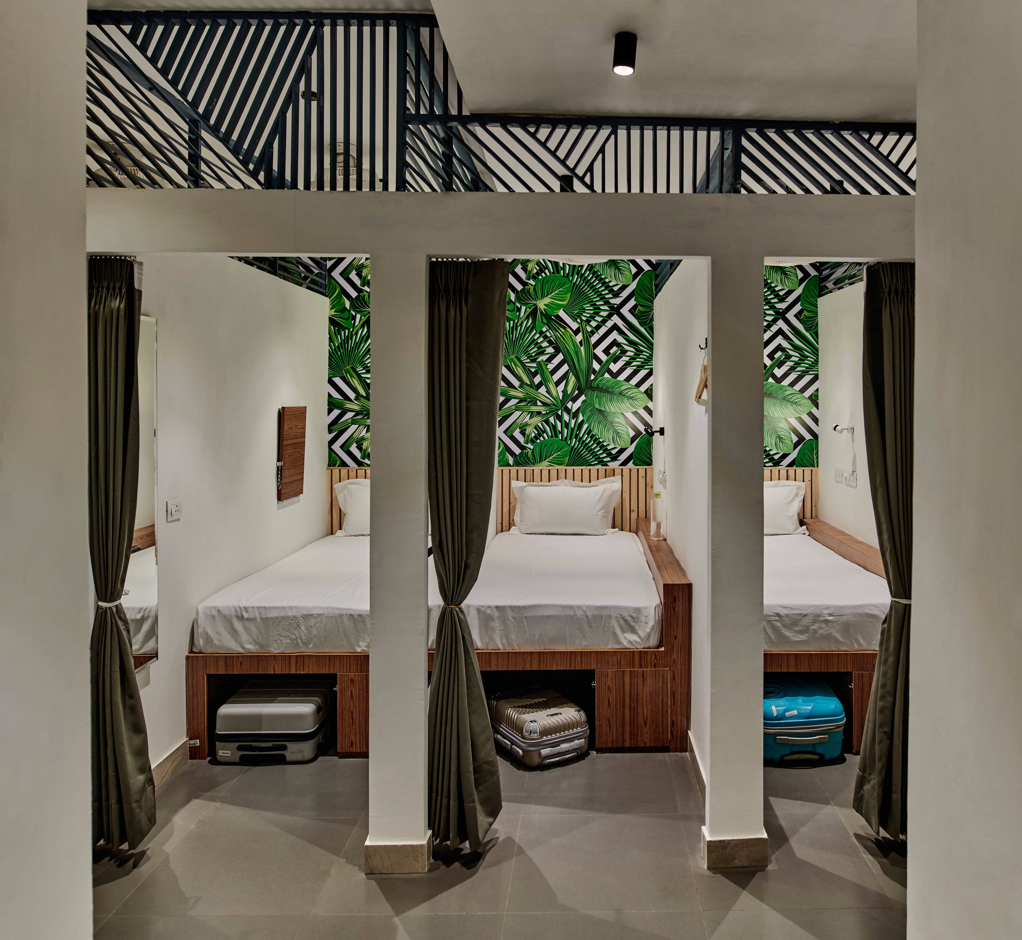 Minimalist Poshtel & Suites @HauzKhas - Tap to explore photos