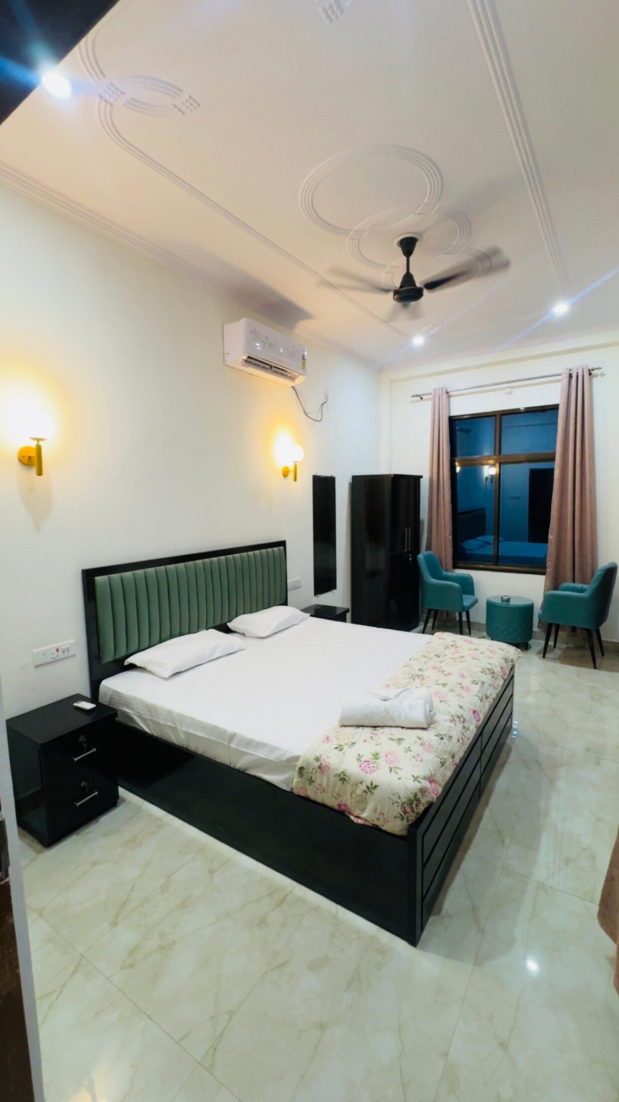RAMATVA DREAM VILLA - Tap to explore photos