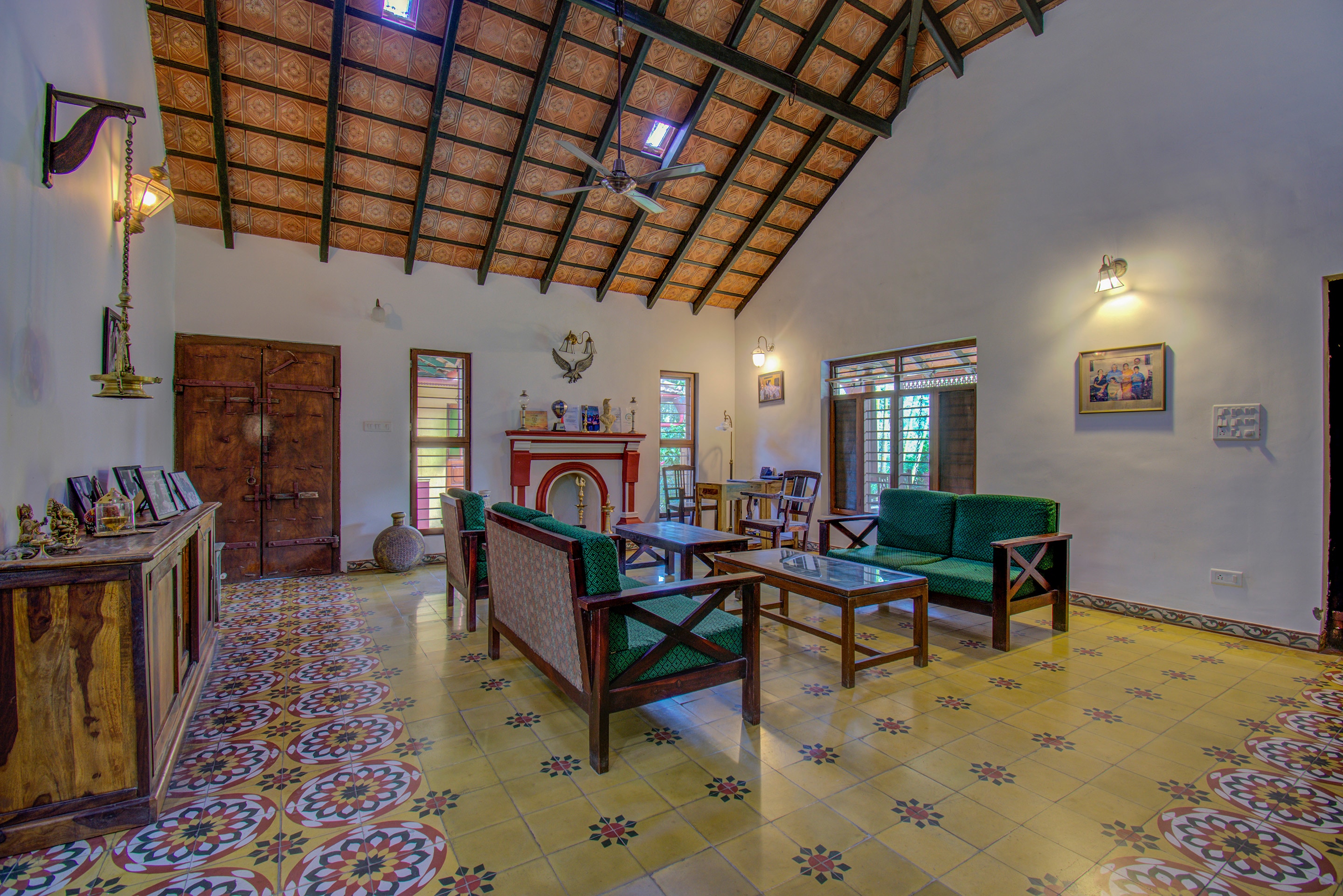 Silver Brook Estate Homestay | Rooms & Restaurant - Tap to explore photos