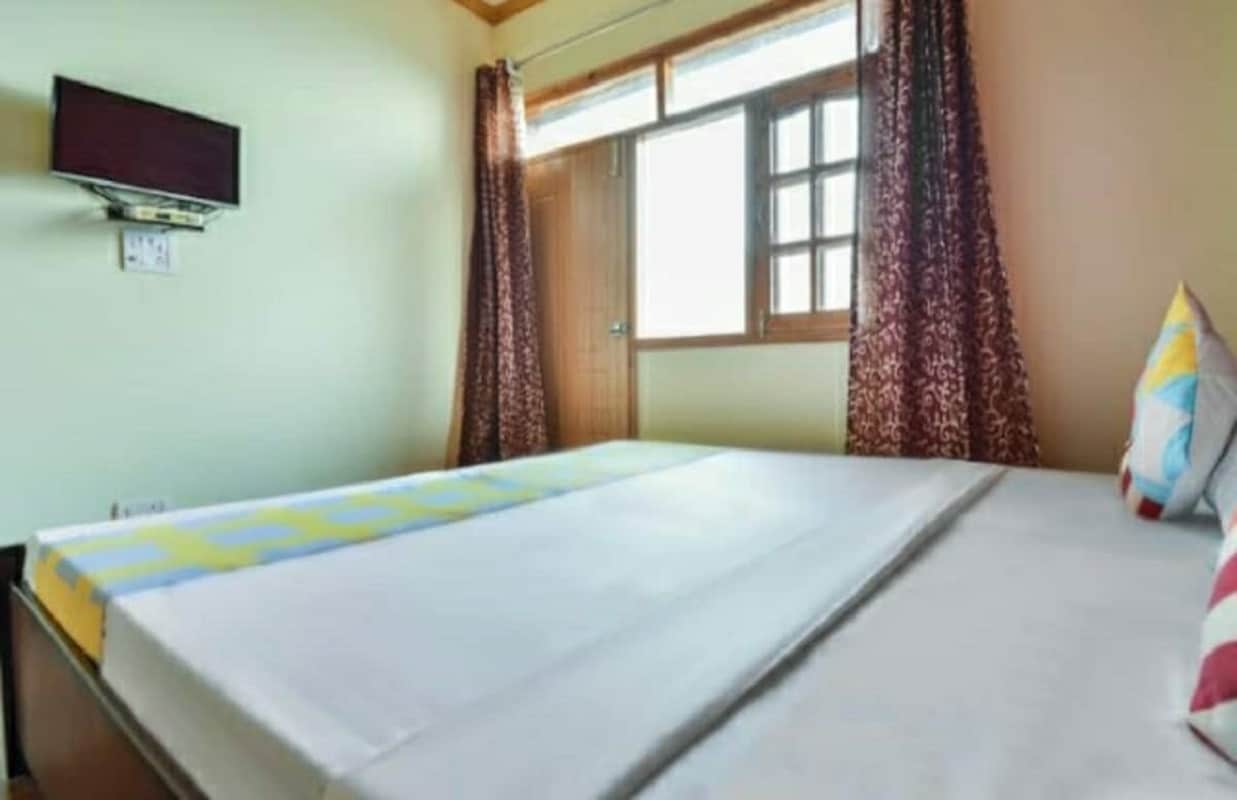 Victorian Homes | Entire 3 BHK Apartment - Tap to explore photos