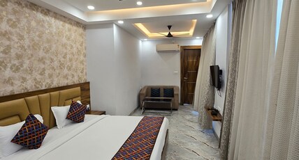 PALM BERRY RESORT Room Type - Suite with City View