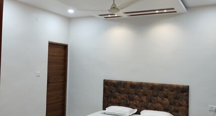 Hotel  Indra Room Type - Super Deluxe Room