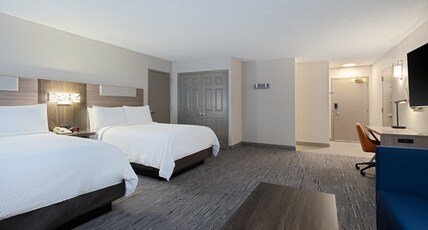 Holiday Inn Express Hotel & Suites Ft. Lauderdale-Plantation Room Type - 2 Double Beds Suite