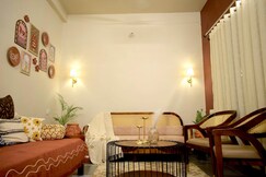 Tatva by Navkar Homes GF Luxe 2BHK 1km to Mahakal