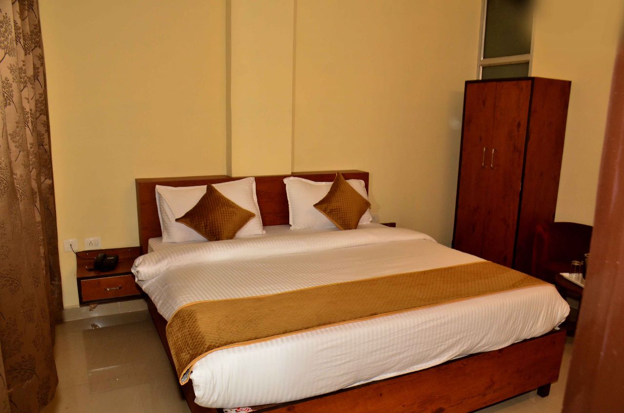 Hotel Ranthambhore Uday - Tap to explore photos